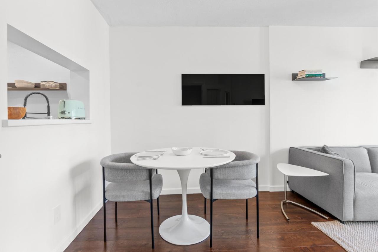 شقة Downtown Luxury 1Br Coal Harbour فانكوفر المظهر الخارجي الصورة