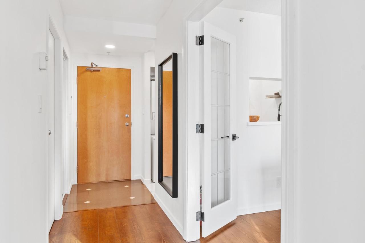 شقة Downtown Luxury 1Br Coal Harbour فانكوفر المظهر الخارجي الصورة